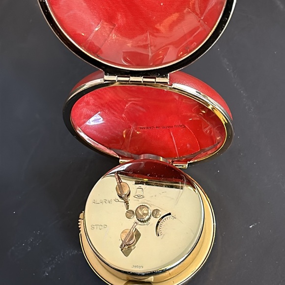 VINTAGE LINDEN ROUND  CLOCK - Picture 3 of 8